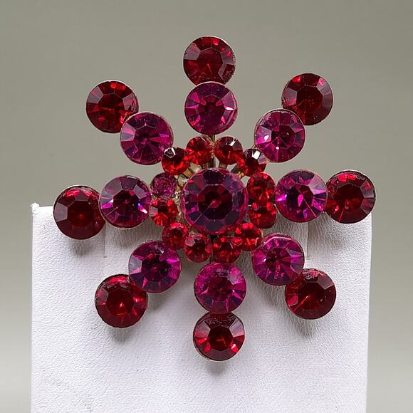 Vintage Red Pink Rhinestone Snowflake Brooch, 1950s, 2 1/8 Inch - Picture 8 of 11